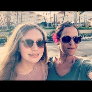 Meet your Posher, Dawn